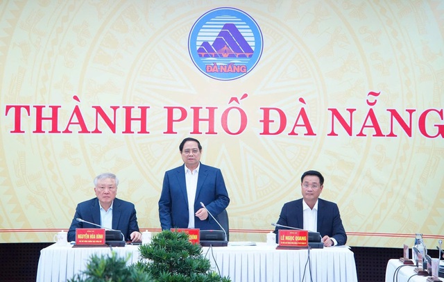 Thủ tướng yêu cầu Đà Nẵng tăng tốc triển khai Trung tâm tài chính quốc tế - Ảnh 1.