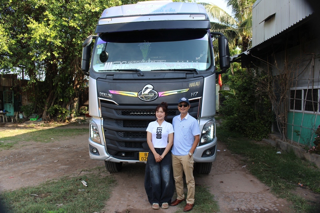 Cô gái Gia Lai 26 tuổi lái xe tải xuyên Việt, một tháng ngủ cabin 25 ngày- Ảnh 7. Cô gái Gia Lai 26 tuổi lái xe tải xuyên Việt, một tháng ngủ cabin 25 ngày- Ảnh 7.