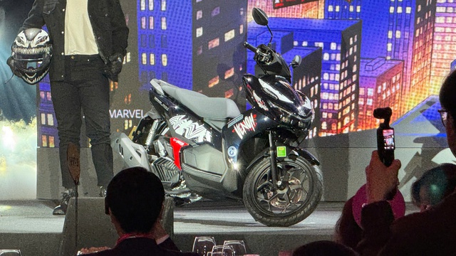Honda hợp tác Marvel, tung ra 4.000 chiếc Air Blade bản giới hạn tại Việt Nam - Ảnh 1.