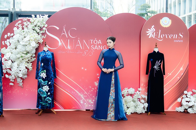 Khi tà áo dài kể câu chuyện của những 'bông hồng thép'- Ảnh 1. Khi tà áo dài kể câu chuyện của những 'bông hồng thép'- Ảnh 1.