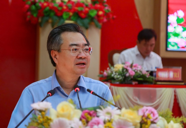  Cử tri mong muốn có chính sách đãi ngộ thu hút nhân tài - Ảnh 2.