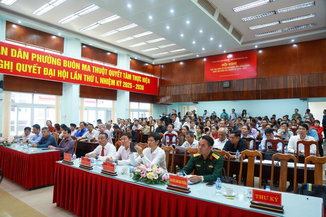  Cử tri mong muốn có chính sách đãi ngộ thu hút nhân tài - Ảnh 3.