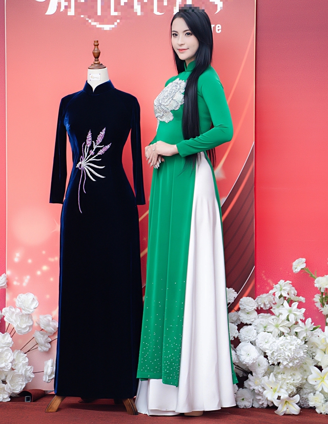 Khi tà áo dài kể câu chuyện của những 'bông hồng thép'- Ảnh 3. Khi tà áo dài kể câu chuyện của những 'bông hồng thép'- Ảnh 3.