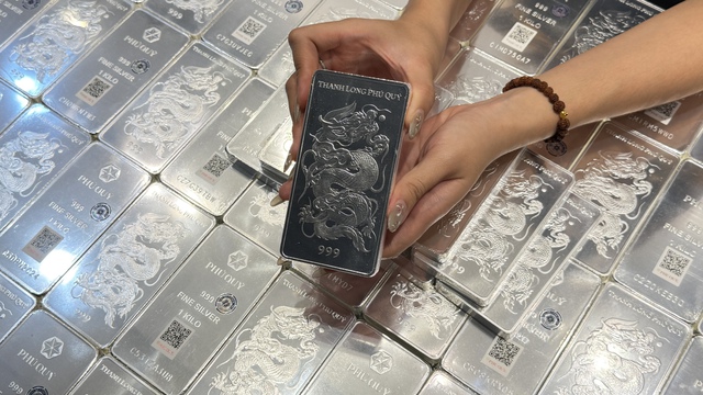 Giá bạc bật tăng vượt 87 triệu đồng/kg- Ảnh 1.