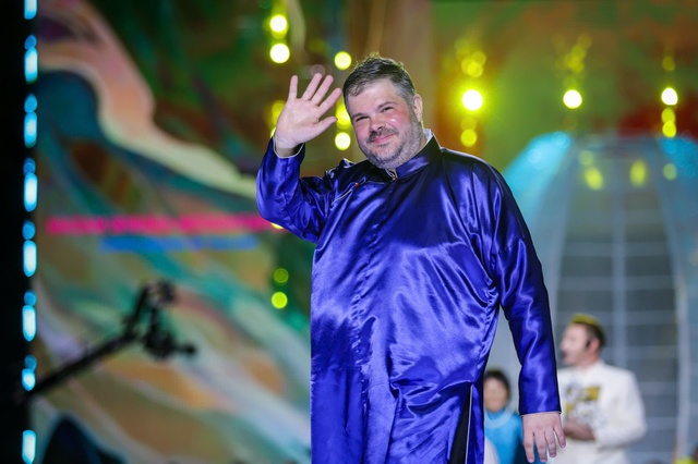 Áo dài truyền cảm hứng cho các tổng lãnh sự tại TP.HCM - Ảnh 3.