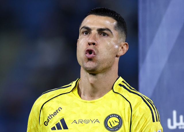 Ronaldo rời Ả Rập X&ecirc; &Uacute;t để điều trị chấn thương, Al Nassr v&agrave; đội tuyển Bồ Đ&agrave;o Nha thấp thỏm- Ảnh 1.