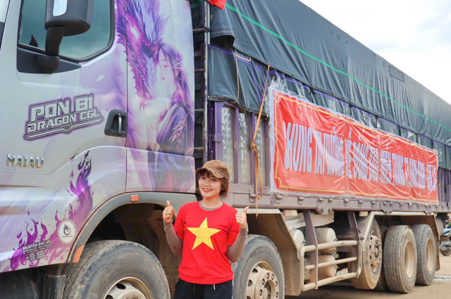 Cô gái Gia Lai 26 tuổi lái xe tải xuyên Việt, một tháng ngủ cabin 25 ngày- Ảnh 6. Cô gái Gia Lai 26 tuổi lái xe tải xuyên Việt, một tháng ngủ cabin 25 ngày- Ảnh 6.