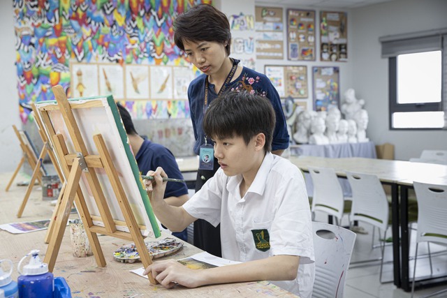 Trường nội trú Anh đầu tiên tại Việt Nam chính thức hoạt động - Ảnh 2.