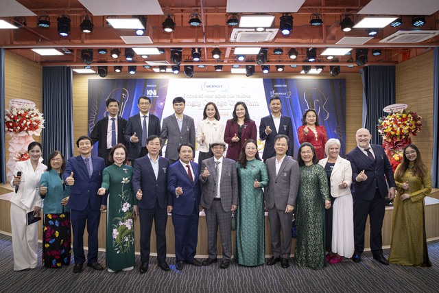 Trường nội trú Anh đầu tiên tại Việt Nam chính thức hoạt động - Ảnh 1.