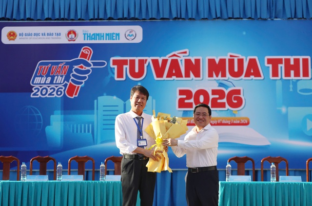Tuyển sinh ĐH 2026: Giải đ&aacute;p băn khoăn về x&eacute;t tuyển học bạ v&agrave; chứng chỉ IELTS - Ảnh 4.