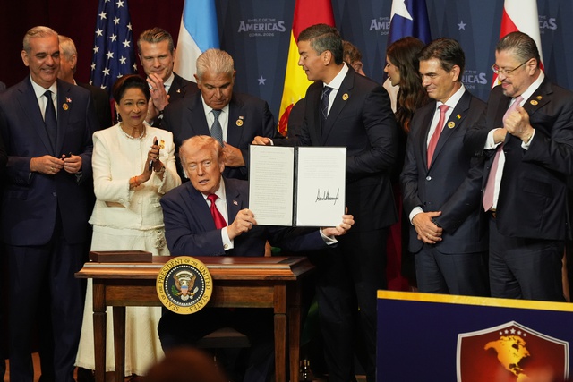 &Ocirc;ng Trump lập li&ecirc;n minh qu&acirc;n sự 17 nước chống ma t&uacute;y- Ảnh 1.