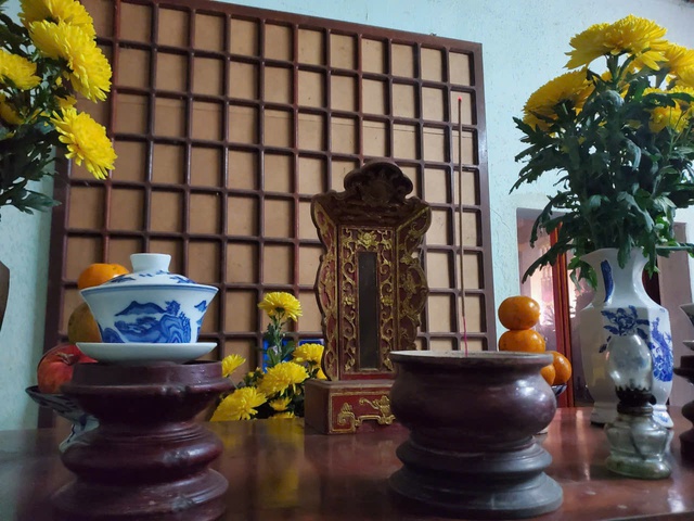 Vật thi&ecirc;ng của l&agrave;ng: B&agrave;i vị người giữ chủ quyền Ho&agrave;ng Sa ở ch&ugrave;a l&agrave;ng- Ảnh 1.