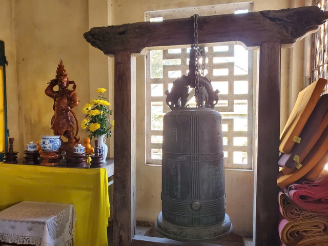 Vật thi&ecirc;ng của l&agrave;ng: B&agrave;i vị người giữ chủ quyền Ho&agrave;ng Sa ở ch&ugrave;a l&agrave;ng- Ảnh 4.