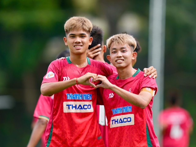 Ghi b&agrave;n tuyệt đẹp từ chấm đ&aacute; phạt g&oacute;c, đồng đội cũ của L&yacute; Đức n&oacute;i g&igrave;?- Ảnh 1.