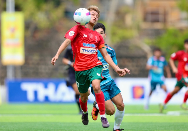 Ghi b&agrave;n tuyệt đẹp từ chấm đ&aacute; phạt g&oacute;c, đồng đội cũ của L&yacute; Đức n&oacute;i g&igrave;?- Ảnh 2.