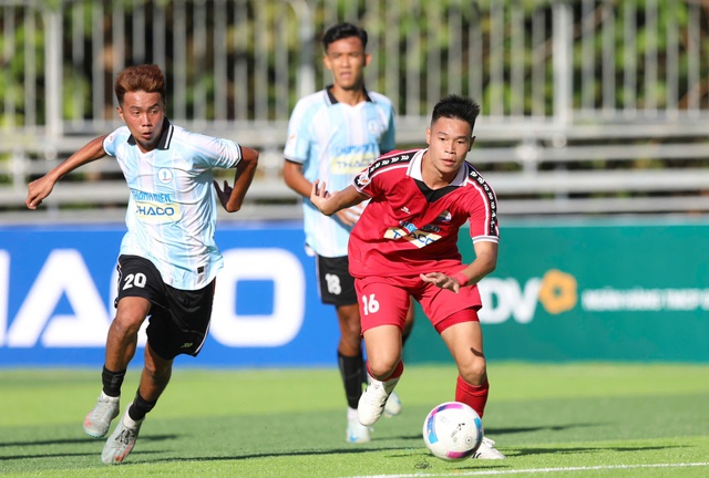 T&acirc;n binh 'kh&oacute; thở' trong lần đầu ti&ecirc;n- Ảnh 2.