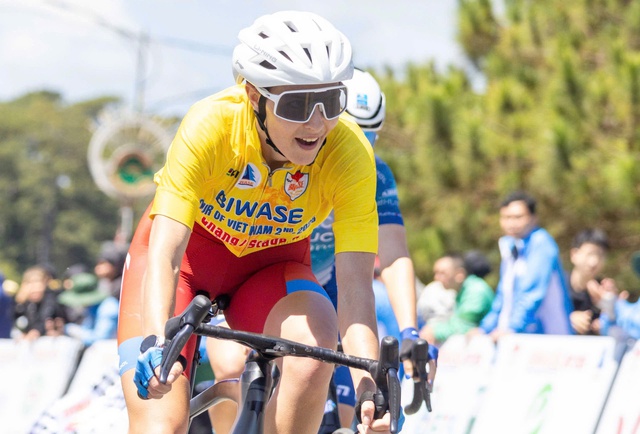 Những b&oacute;ng hồng tỏa s&aacute;ng tr&ecirc;n đường đua Biwase Tour of Vietnam 2026- Ảnh 3.