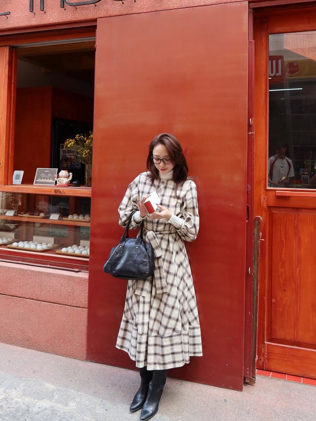 Đánh thức phong cách retro với họa tiết ca rô mê hoặc trong thời trang 2026 - Ảnh 1.