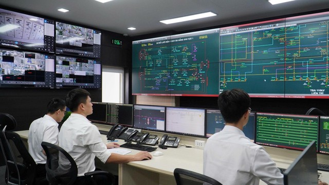 Công ty Điện lực Đà Nẵng sẵn sàng cấp điện phục vụ bầu cử- Ảnh 2. Công ty Điện lực Đà Nẵng sẵn sàng cấp điện phục vụ bầu cử- Ảnh 2.