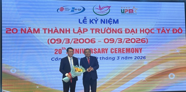 Hơn 85% sinh viên Trường ĐH Tây Đô ra trường có việc làm - Ảnh 1.