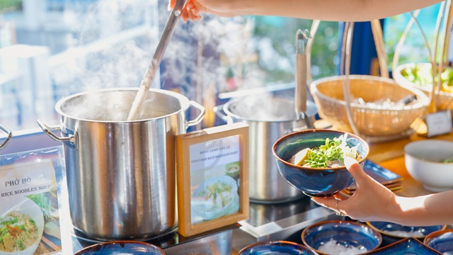 L&rsquo;Azure Resort & Spa- Khi hơi thở đại dương h&ograve;a nhịp c&ugrave;ng tr&aacute;i tim đảo ngọc - Ảnh 2.