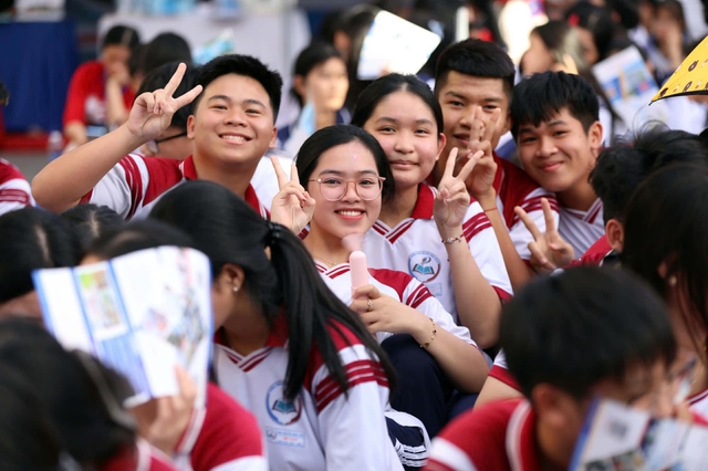 Những tố chất 'v&agrave;ng' để theo học ng&agrave;nh kinh tế, ng&acirc;n h&agrave;ng, luật - Ảnh 1.