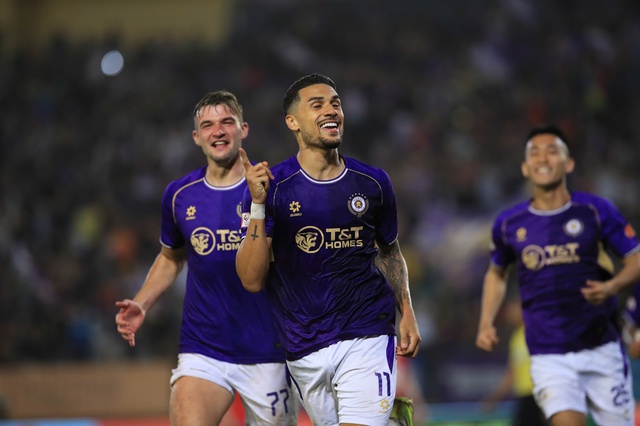 Đỗ Ho&agrave;ng H&ecirc;n rực s&aacute;ng, thầy Kim đ&atilde; thấy: C&ugrave;ng đội tuyển Việt Nam x&eacute; lưới Malaysia?- Ảnh 4.