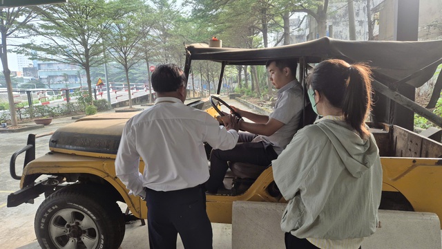 Vì sao nhiều người chưa có xe nhưng vẫn học bằng lái ô tô? - Ảnh 1.