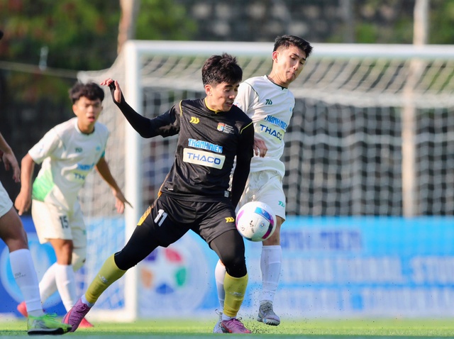 HLV Trường ĐH Quốc gia Malaysia quyết mang c&uacute;p v&ocirc; địch TNSV Quốc tế 2026 về nước- Ảnh 2.