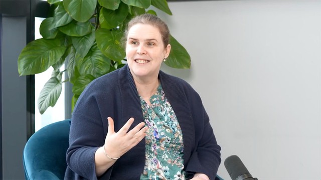 C&ocirc; gi&aacute;o người Wales v&agrave; h&agrave;nh tr&igrave;nh b&eacute;n duy&ecirc;n với Việt Nam- Ảnh 3.