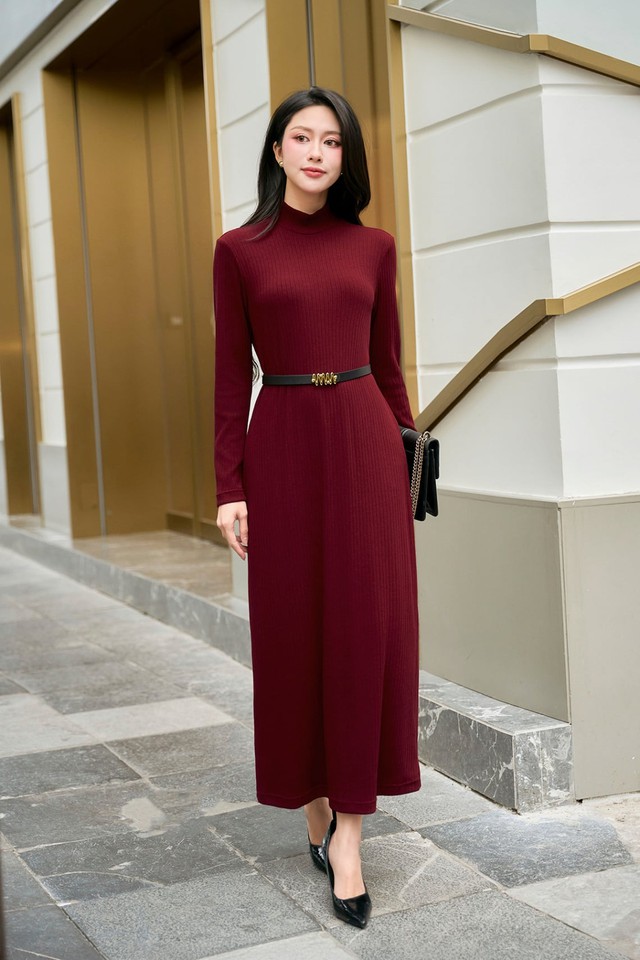 Sắc đỏ nồng nàn kết hợp đen huyền bí tạo diện mạo thời thượng- Ảnh 3.