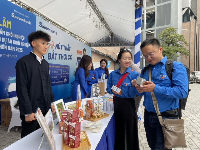 Tuổi trẻ Mặt trận 'hiến kế' th&aacute;o gỡ điểm nghẽn khởi nghiệp cho thanh ni&ecirc;n- Ảnh 1.