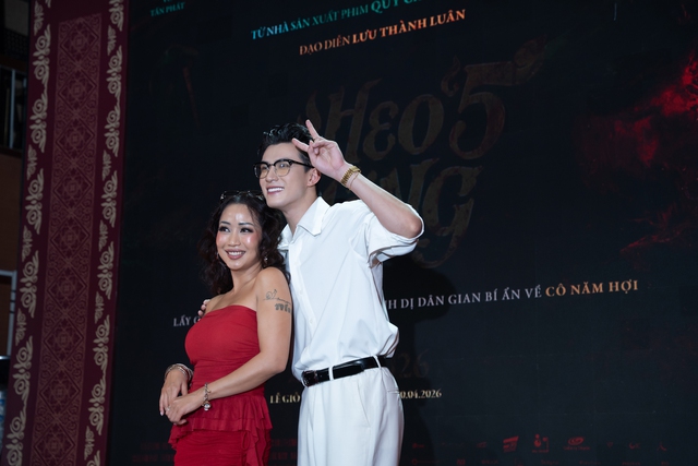 Ốc Thanh Vân xuất hiện với diện mạo 'lạ', nói quan điểm làm nghề ở tuổi 42 - Ảnh 2.