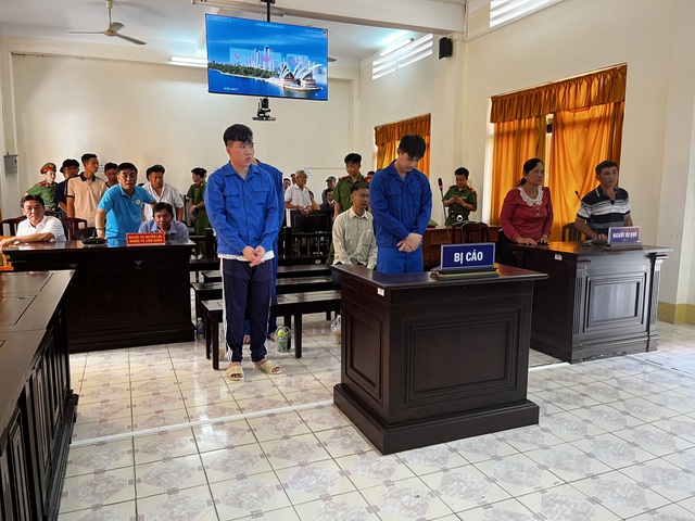 Tuy&ecirc;n &aacute;n 5 c&aacute;n bộ, chiến sĩ c&ocirc;ng an d&ugrave;ng nhục h&igrave;nh khiến phạm nh&acirc;n tử vong- Ảnh 1.