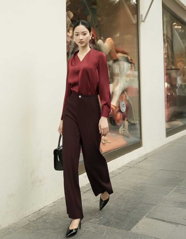 Dễ mặc, dễ đẹp khi diện trang phục đồng màu - Ảnh 2.