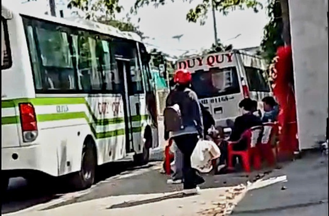 V&igrave; sao xe hợp đồng 'tr&aacute; h&igrave;nh' tồn tại dai dẳng tại Vĩnh Long?- Ảnh 4.