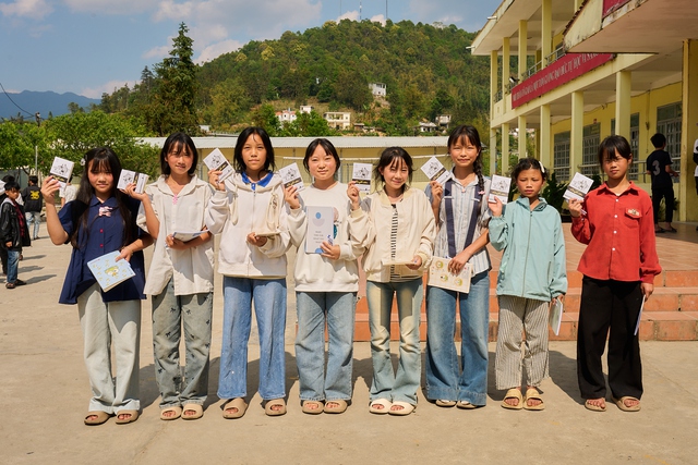 Hành trình Từ Trái Tim tiếp lửa nơi biên cương phía bắc Tổ quốc - Ảnh 1.