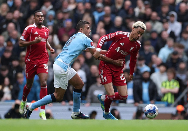 Liverpool trước chặng nước r&uacute;t 'sống c&ograve;n'- Ảnh 1.