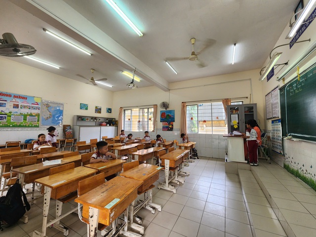 Phụ huynh Trường tiểu học Bình Quới Tây nói gì sau nhiều em nhập viện, nghỉ học? - Ảnh 6.