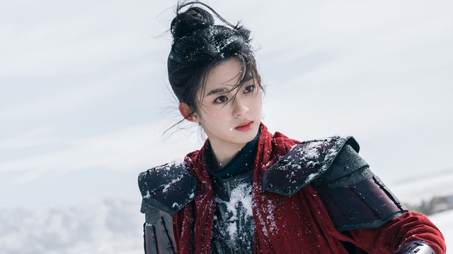 Hoàng Dương Điền Điềm là ai mà dám nhận vai Sở Kiều - cái bóng quá lớn của Triệu Lệ Dĩnh? - Ảnh 1.