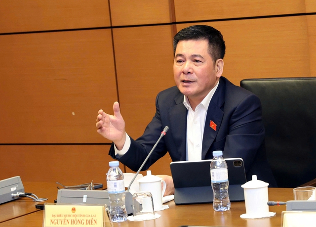 Giải pháp của Nguyễn Hồng Diên để người dân không vùi tiền vào đất và vàng - Ảnh 1. Giải pháp của Nguyễn Hồng Diên để người dân không vùi tiền vào đất và vàng - Ảnh 1.