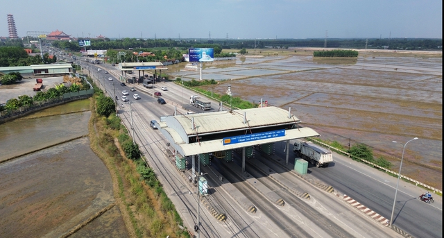 Đồng Nai: Sắp tháo dỡ trạm thu phí quốc lộ 51 - Ảnh 1.