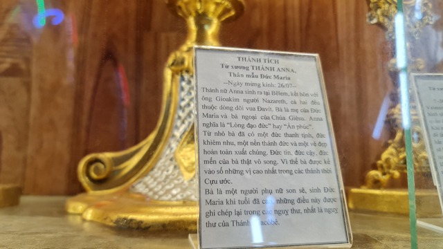 Nhà thờ đá Tùng Sơn lưu giữ nhiều thánh tích từ Công giáo Rôma- Ảnh 9. Nhà thờ đá Tùng Sơn lưu giữ nhiều thánh tích từ Công giáo Rôma- Ảnh 9.