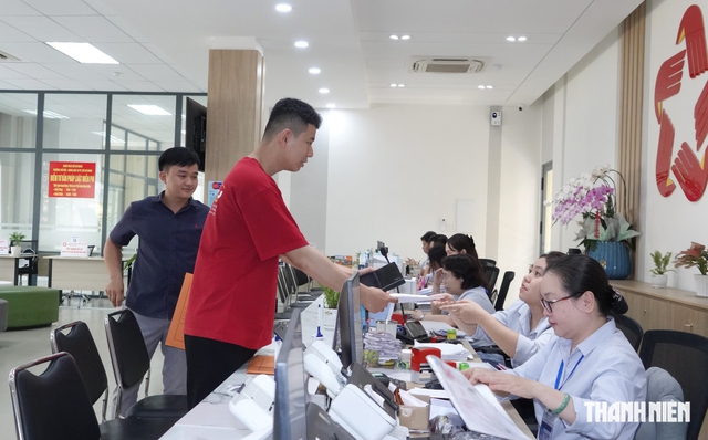 TP.HCM đề xuất chi thu nhập tăng thêm cho công an, quân đội - Ảnh 2.