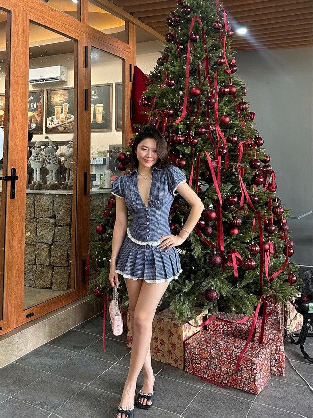 Túi da quai xích, lựa chọn thông minh của nàng sành điệu- Ảnh 4. Túi da quai xích, lựa chọn thông minh của nàng sành điệu- Ảnh 4.