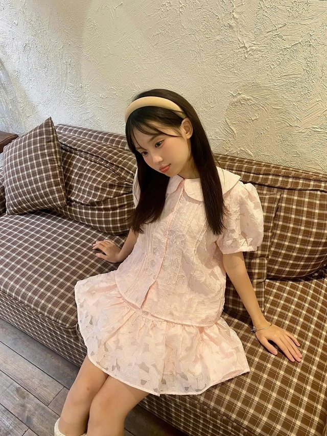 Hóa nàng thơ trong tích tắc cùng áo sơ mi ngắn tay bồng- Ảnh 6.