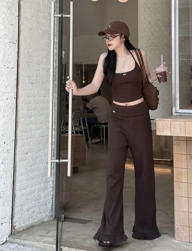 Làm chủ trang phục màu nâu cho ngày hè- Ảnh 5. Làm chủ trang phục màu nâu cho ngày hè- Ảnh 5.