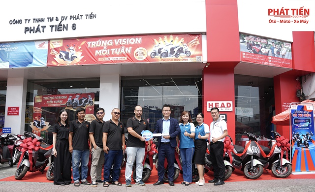 Ph&aacute;t Tiến khẳng định năng lực cung ứng: B&agrave;n giao 50 xe m&aacute;y điện Honda ICON e: - Ảnh 1.