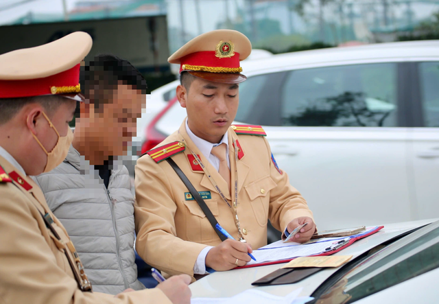 Bộ C&ocirc;ng an đề xuất sửa Nghị định 168, 'xe gh&eacute;p' bị phạt đến 14 triệu đồng- Ảnh 1.