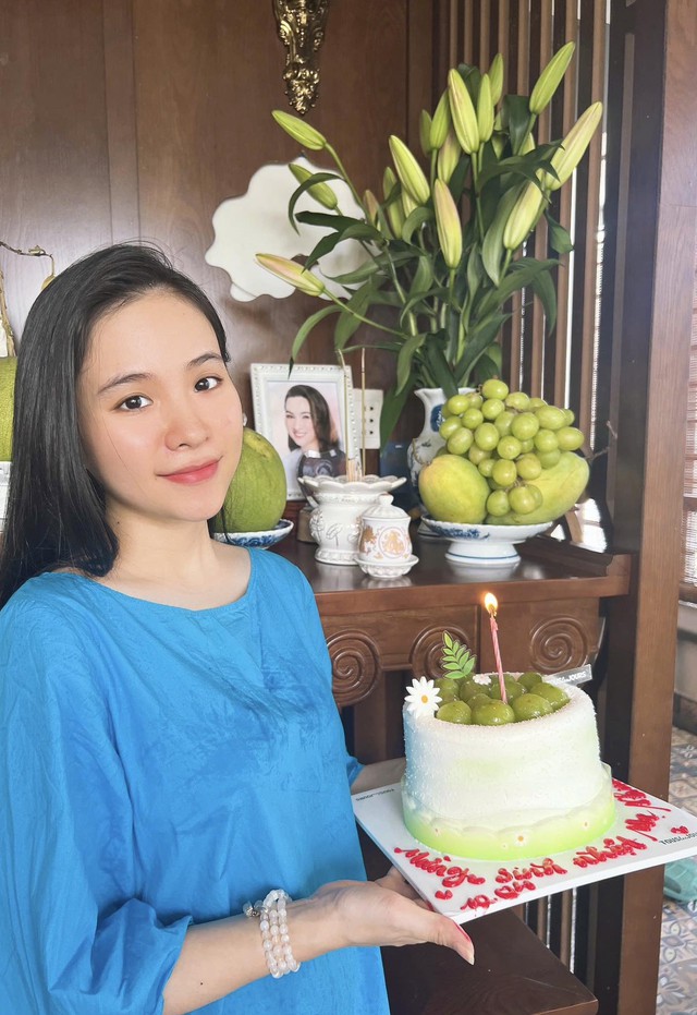 Con g&aacute;i nu&ocirc;i chia sẻ x&uacute;c động về cố nghệ sĩ Phi Nhung - Ảnh 1.